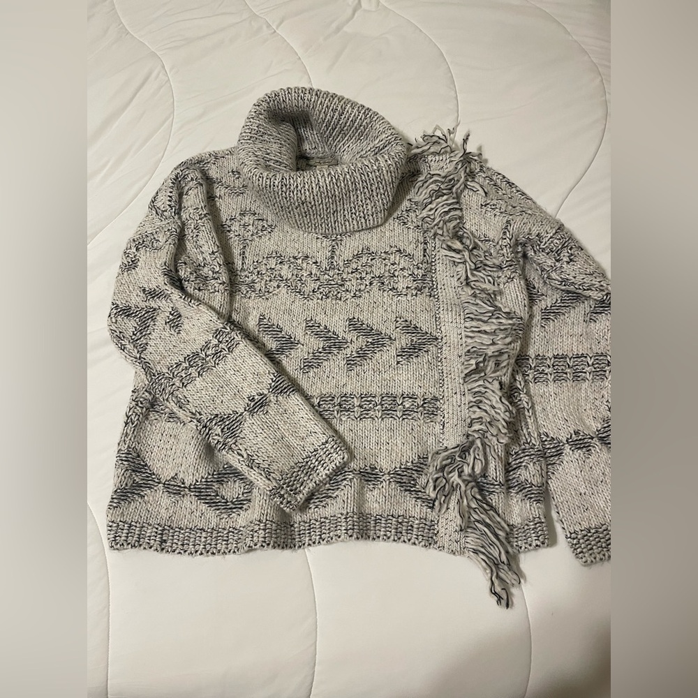 Women’s Lucky Brand Aztec Gray Chunky Fringe Warm Turtleneck Sweater M
